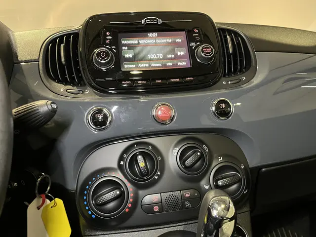 Fiat 500 0.9 TwinAir Turbo Lounge 2018 Benzine 10