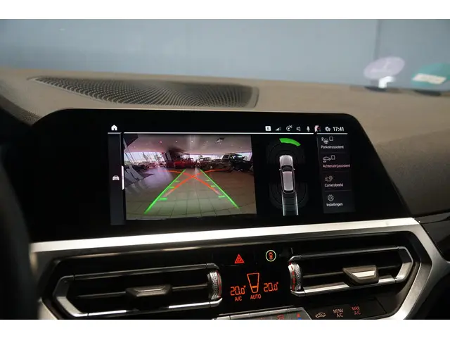 BMW 3 Serie Touring 318i High Executive 2021 Benzine 14