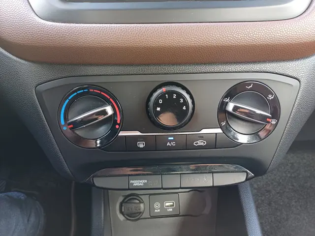 Hyundai i20 1.0 T-GDI 5DEURS/AIRCO/NAP/100PK 2019 Benzine 15