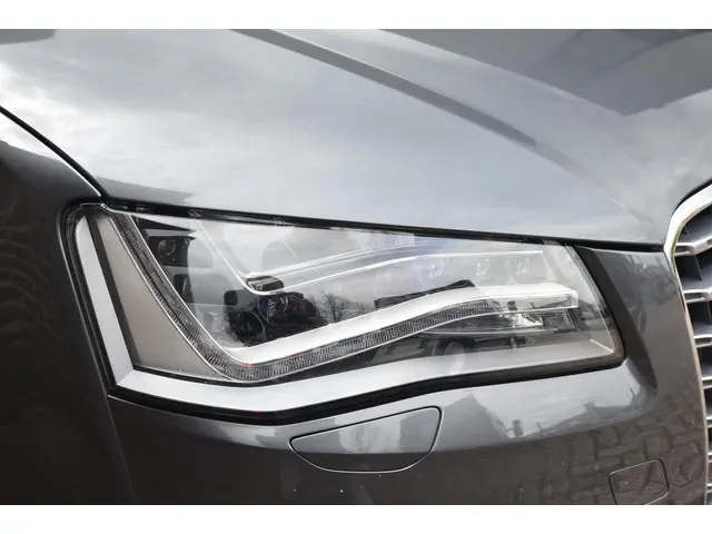 Audi A8 4.0 TFSI S8 quattro Pro Line+ 2013 Benzine 14