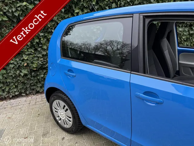 Volkswagen up! 1.0 move up! BlueMotion 2015 Benzine 8