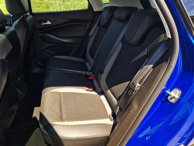 Opel Grandland X 1.2 Turbo 2019 Benzine 28