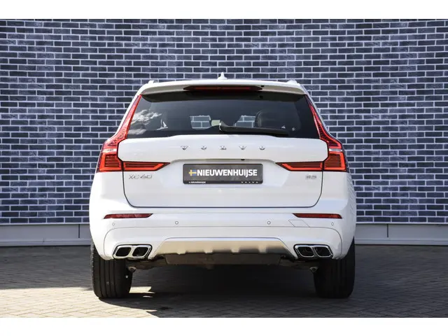 Volvo XC60 2.0 B5 Momentum Exclusive 2021 Benzine 10