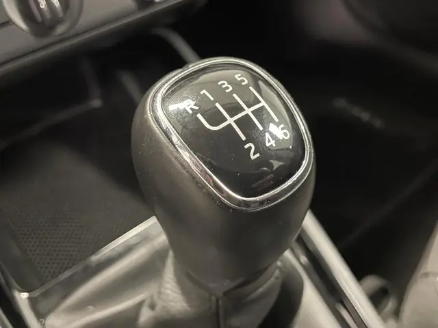 Škoda Kamiq 1.0 TSI 110 pk Ambition 2021 Benzine 22