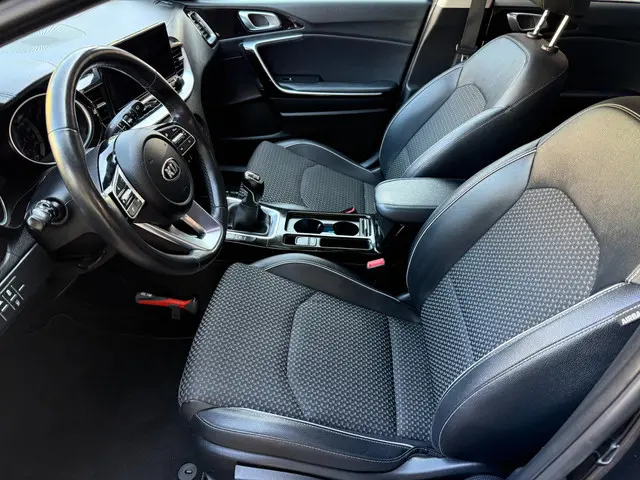 Kia Ceed 1.0 T-GDi DynamicPlusLine 2020 Benzine 11