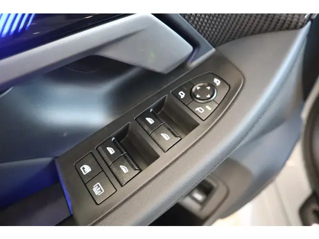 BMW M5 Sedan 2025 Hybride Benzine 28