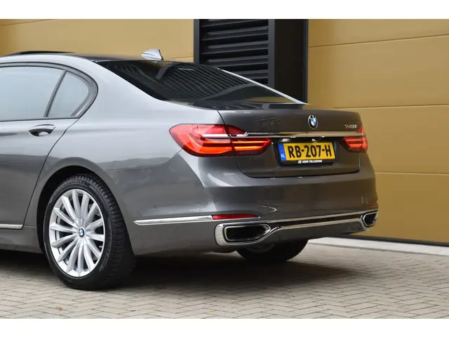 BMW 7 Serie 740Li High Executive 2016 Benzine 5
