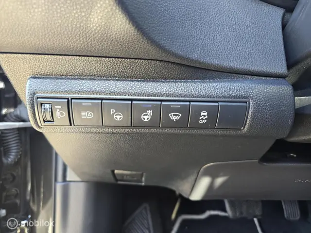 Toyota Corolla 2.0 Hybrid Dynamic 2021 Hybride Benzine 18