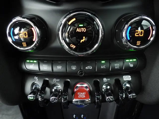 MINI 3-Deurs John Cooper Works Aut. 2020 Benzine 24
