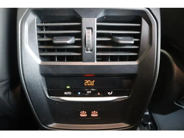 BMW i4 eDrive35 2025 Elektrisch 23