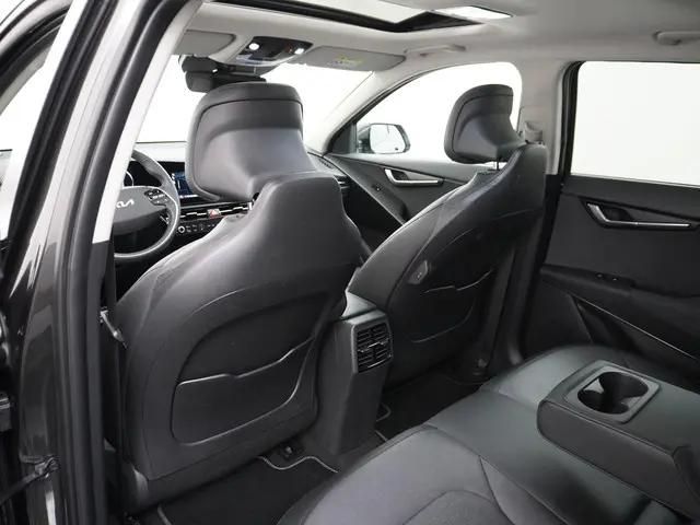 Kia Niro EV ExecutiveLine 64.8 kWh 2023 Elektrisch 22