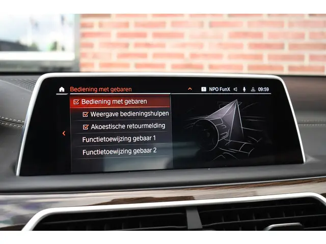BMW 7 Serie M760Li xDrive 2019 Benzine 30