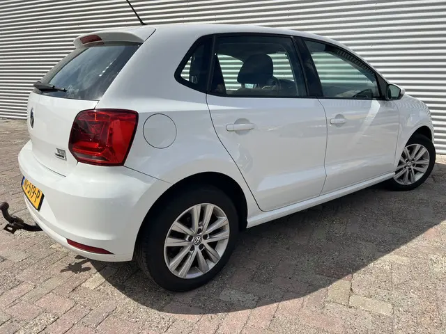 Volkswagen Polo 1.2 TSI Highline 2016 Benzine 13