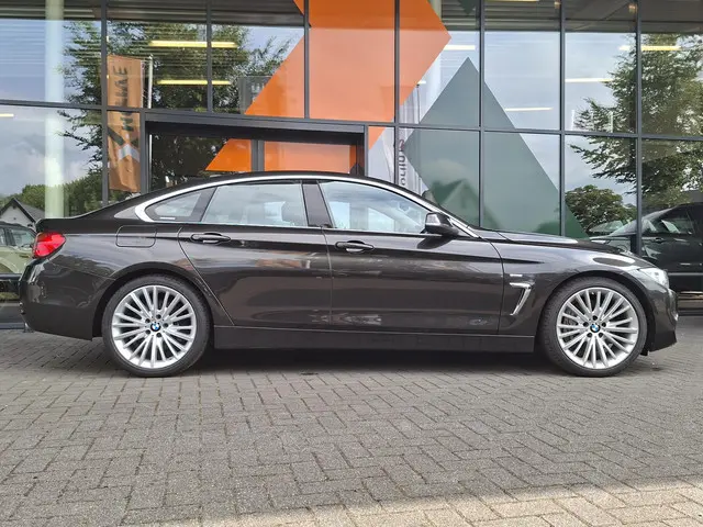 BMW 4 Serie Gran Coupé 435i High Executive 2015 Benzine 42
