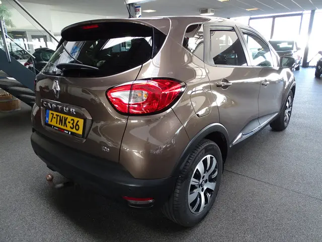 Renault Captur 0.9 TCe Expression 2014 Benzine 3