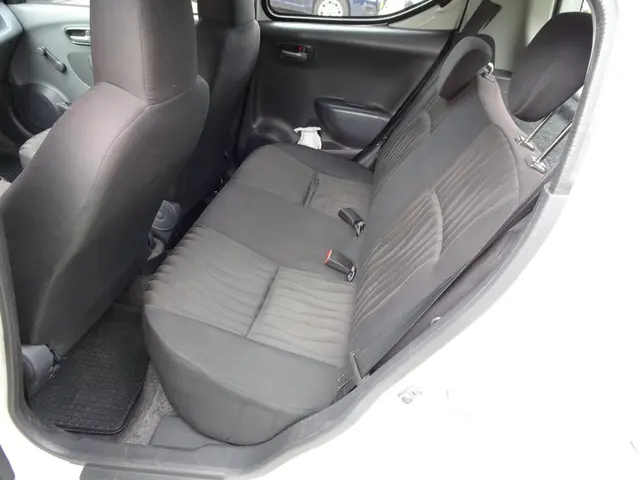 Nissan Pixo 1.0 Visia 2013 Benzine 14