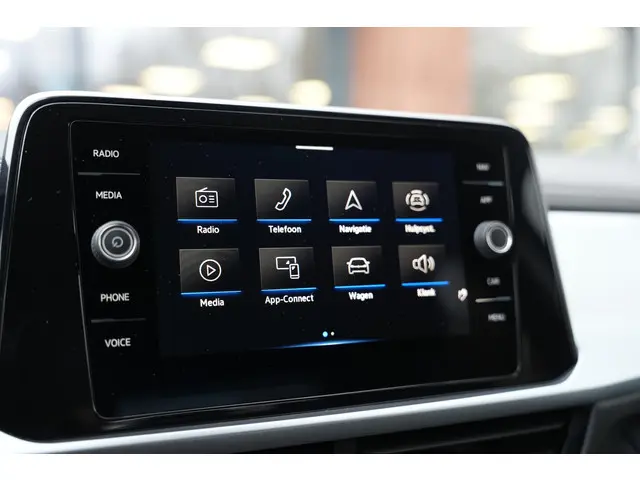 Volkswagen T-Roc 1.0 TSI Life 2023 Benzine 34