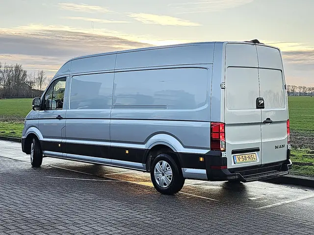 MAN TGE 3.140 2021 Diesel 6