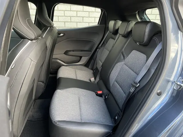 Renault Clio 1.0 TCe Intens 2020 Benzine 8