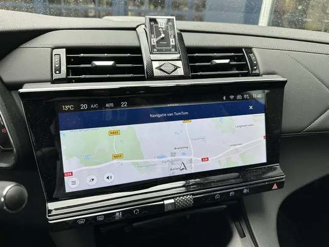 DS DS 7 E-Tense 225 Opéra 2023 Hybride Benzine 10