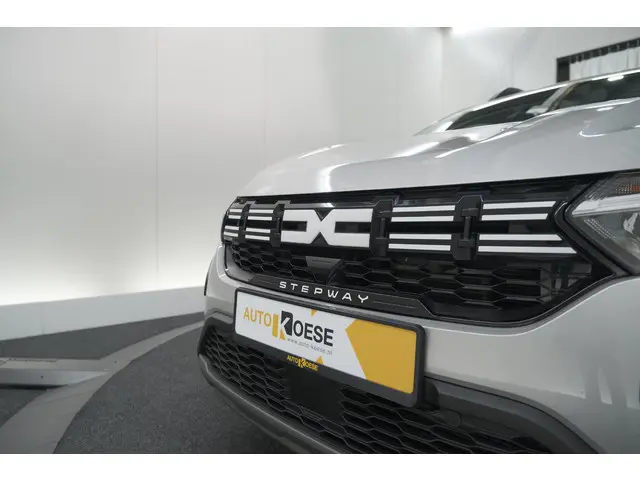 Dacia Sandero Stepway TCe 90 Expression 2023 Benzine 18