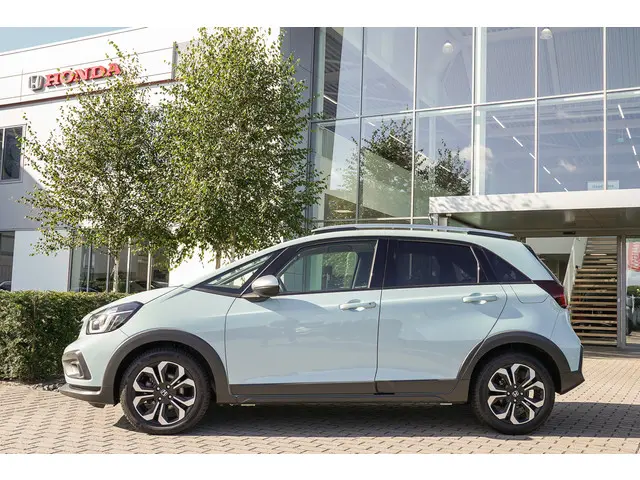 Honda Jazz 1.5i e:HEV CROSSTAR 2020 Hybride Benzine 50