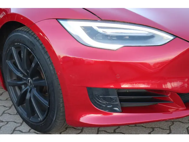 Tesla Model S 75 Base 2016 Elektrisch 12