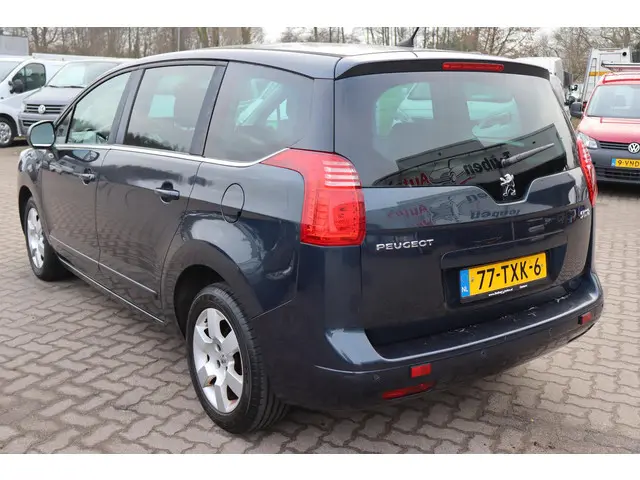 Peugeot 5008 1.6 VTi Blue Lease 5p. 2012 Benzine 8