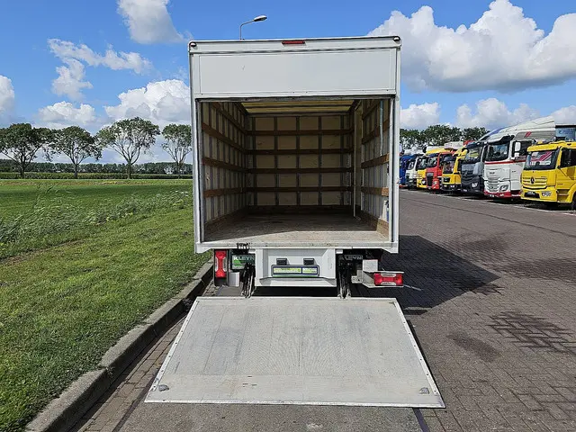 Iveco Daily 35C12 2018 Diesel 11