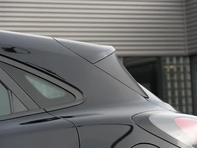 Ford Puma 1.0 HYBRID ST-LINE/ WINTER PACK/ 2022 Benzine 28