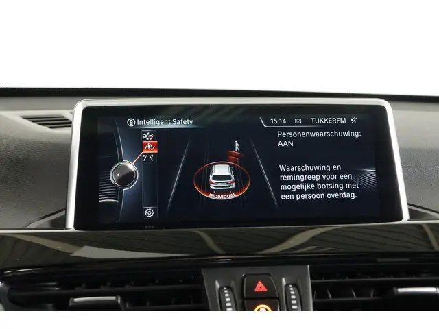 BMW X1 sDrive20i Centennial High Executive 2016 Benzine 28