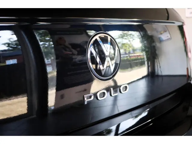 Volkswagen Polo 1.0 TSI R-Line Edition 2021 Benzine 8