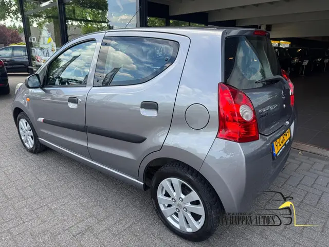 Suzuki Alto 1.0 Celebration EASSS 2015 Benzine 10