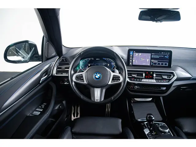 BMW X3 xDrive30e High Executive 2023 Hybride Benzine 60