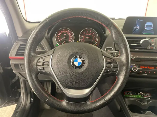 BMW 1 Serie 114i EDE Sport Edition 2014 Benzine 14