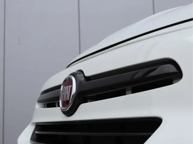 Fiat 500X 1.4 Turbo MultiAir S-Design 2018 Benzine 12