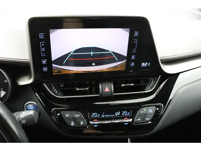 Toyota C-HR 1.8 Hybrid Executive 2017 Hybride Benzine 9
