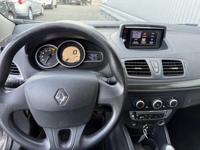 Renault Mégane Estate 1.6 Authentique 2012 Benzine 4
