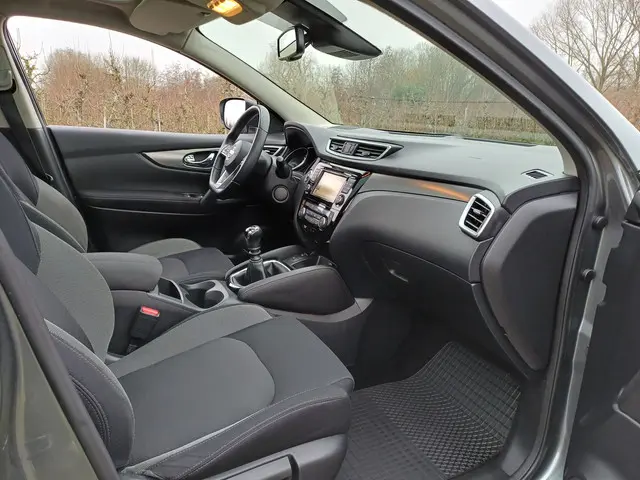 Nissan QASHQAI 1.2 Tekna 2017 Benzine 38