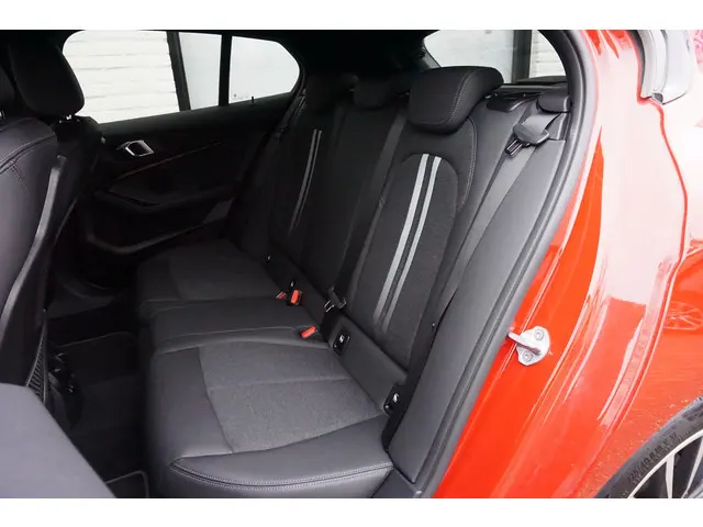 BMW 1 Serie 118i 2020 Benzine 8