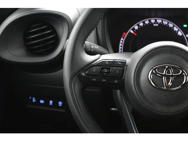 Toyota Aygo X 1.0 VVT-i MT Play 2024 Benzine 19
