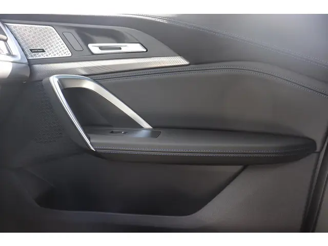 BMW X2 sDrive20i 2025 Benzine 33