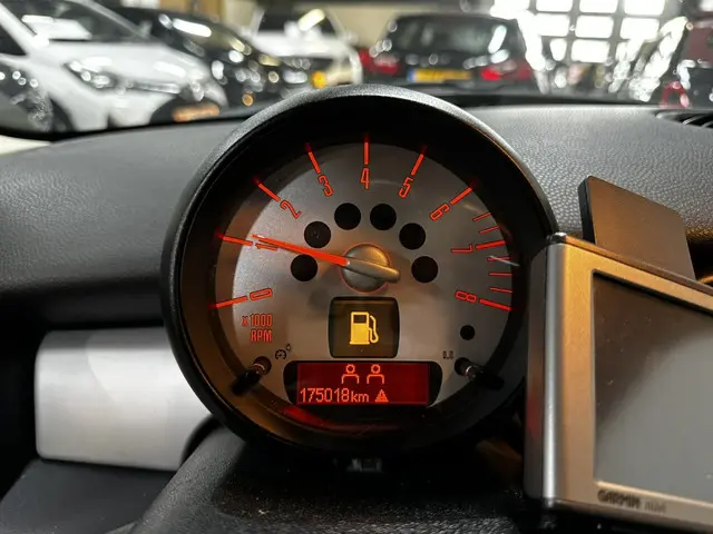 MINI One Mini 1.6 MINIMALIST Business Line 2012 Benzine 10