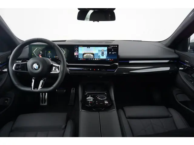 BMW 5 Serie Sedan 520i 2025 Benzine 13