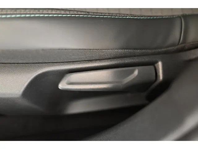 Peugeot e-208 EV Allure 50 kWh 2020 Elektrisch 18