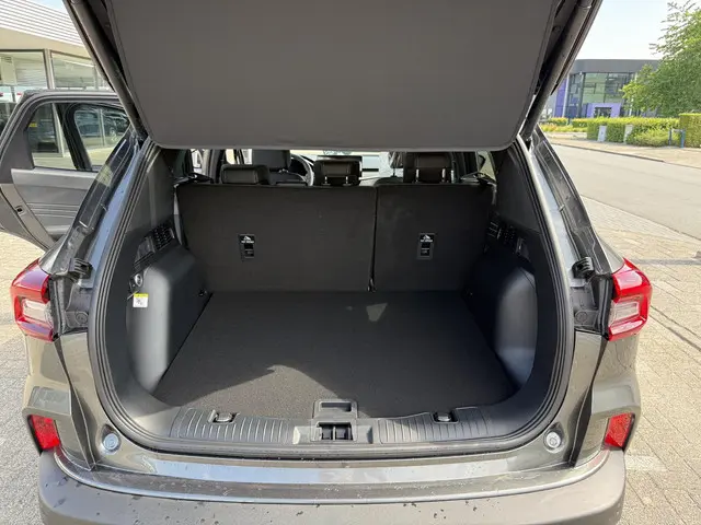 Ford Kuga 2.5 PHEV Active X 2025 Hybride Benzine 21