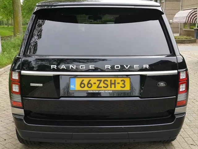 Land Rover Range Rover 4.4 SDV8 Autobiography 2013 Diesel 11