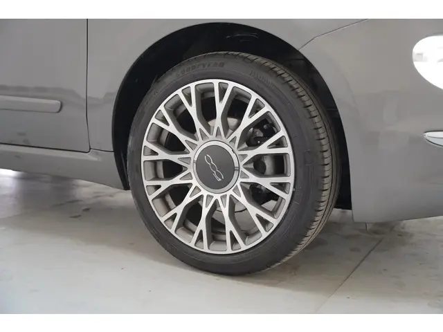 Fiat 500 1.0 Hybrid Dolcevita [ El.kap Climate ] 2022 Benzine 28