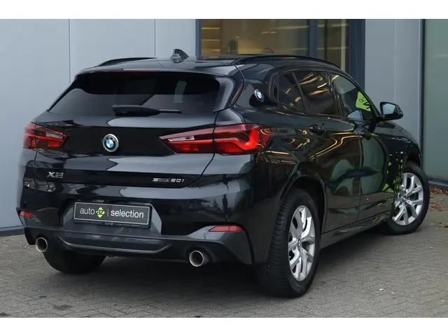 BMW X2 sDrive20i High Executive Edition 2021 Benzine 2