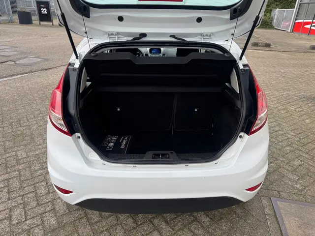 Ford Fiesta 1.0 Style Airco,Led, Navigatie 2015 Benzine 13